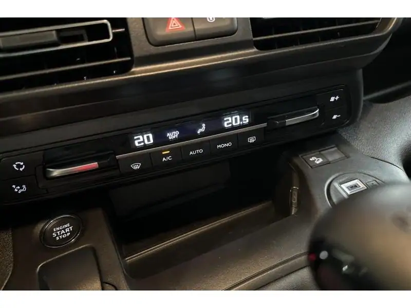 Démo Fiat Doblo PC 1.2 110  vrij 30/09 BLACK 15
