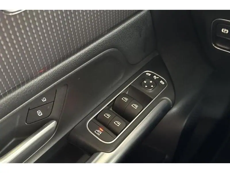Occasion Mercedes-Benz B 180 CAMERA - GPS - TREKHAAK BLACK 17