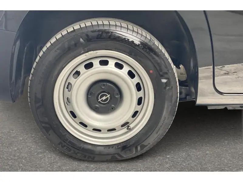 Occasion Opel Combo Cargo* Caméra de recul & GPS BLACK 23