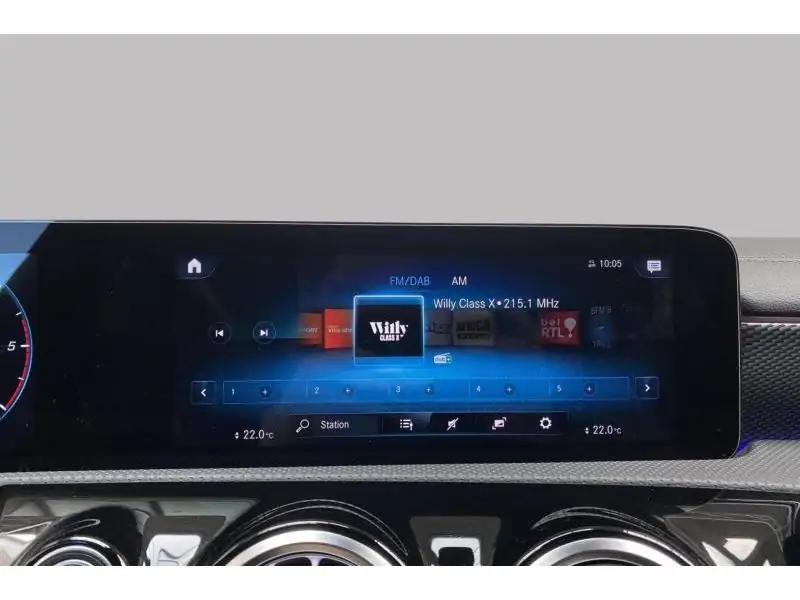 Occasion Mercedes-Benz CLA 180 CLA d* GPS Caméra Jantes ALu BLACK 30