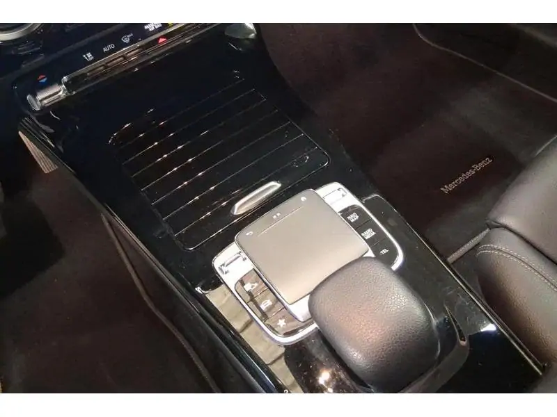 Occasion Mercedes-Benz A 180 Classe A d WHITE 16