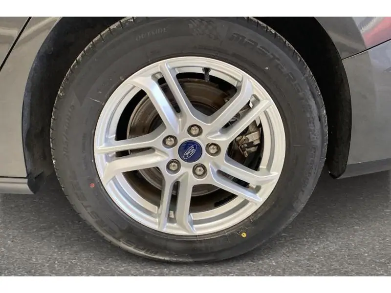Occasion Ford Focus Cool&Connect GREY 20