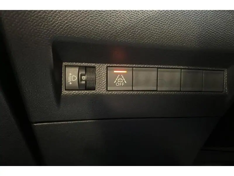 Occasion Peugeot 208 II Active Pack*Carnet complet! WHITE 24