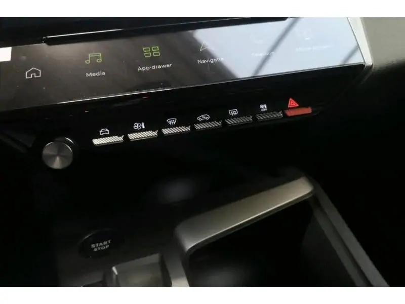 VEHICLE__CONDITION_SERVICE Peugeot 308 SW GT Hybr 145pk BLACK 15