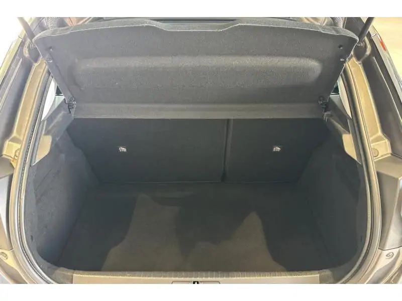 Occasion Opel Corsa F Elegance GREY 19