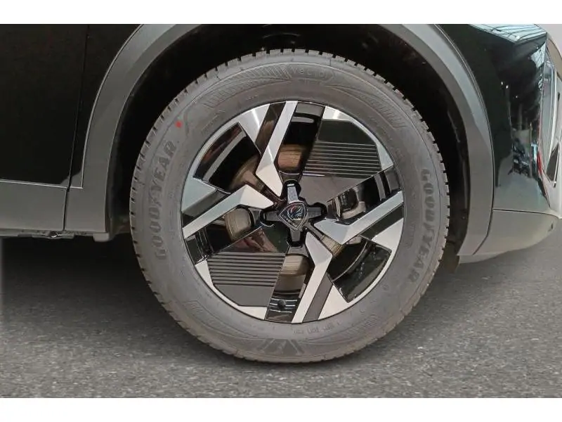 VEHICLE__CONDITION_SERVICE Peugeot 2008 Allure Hybrid 145 e-DSC6 BLACK 20