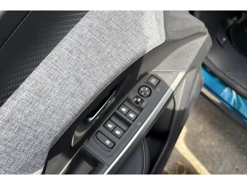 VEHICLE__CONDITION_SERVICE Peugeot 5008 FIRST EDITION ALLURE BLUE 17
