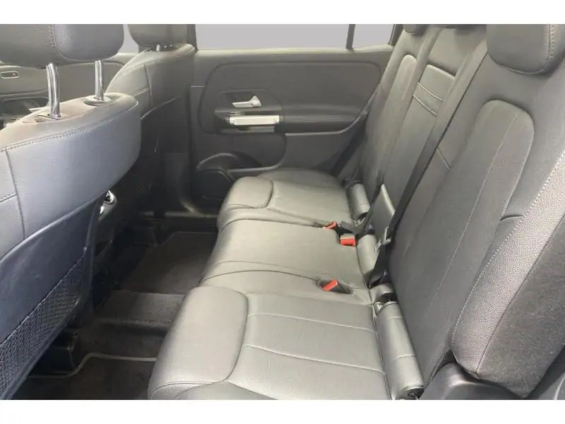 Occasion Mercedes-Benz GLB 200 Pano - Camera - CarPlay BLACK 18