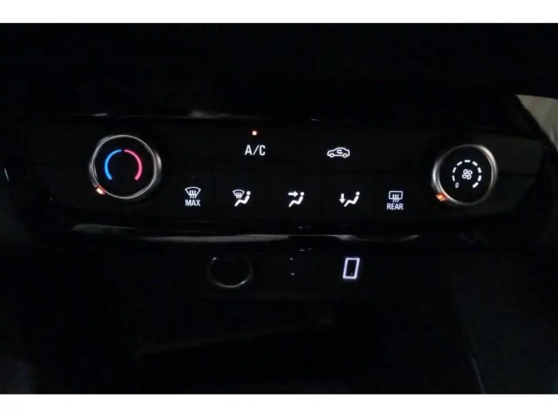 Démo Opel Corsa YES BLACK 12
