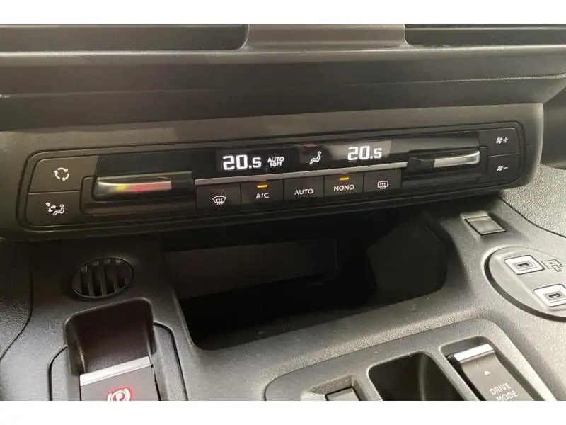 Occasion Citroen Berlingo 1.5 HDI EAT8 CAMERA CARPLAY WHITE 15