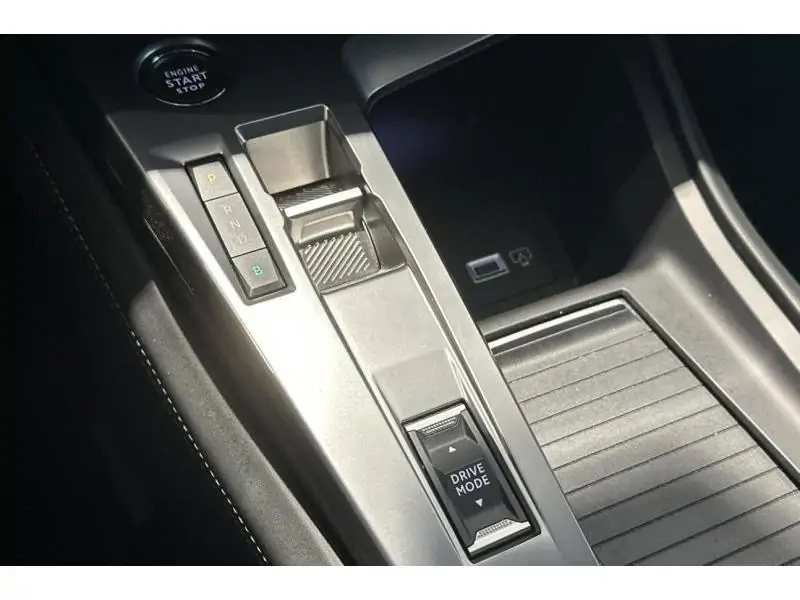 Occasion Peugeot 308 SW GT Pack 1.6 Hybrid - Pano - 360° WHITE 26