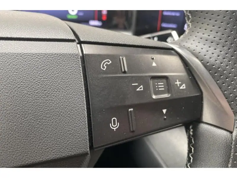VEHICLE__CONDITION_SERVICE Opel Grandland GS BRONZE 24