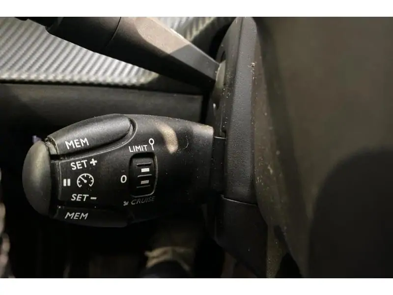 Occasion Peugeot 2008 Active Pack BLACK 28