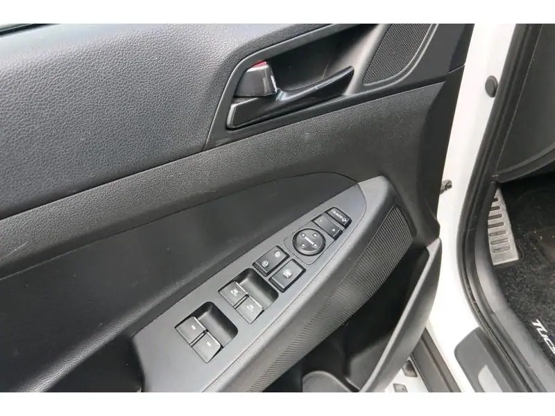 Occasion Hyundai Tucson SUV AUTO WHITE 17