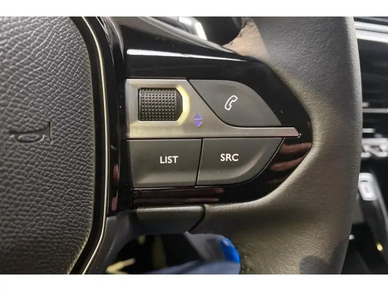 VEHICLE__CONDITION_SERVICE Peugeot 208 ALLURE GREY 22