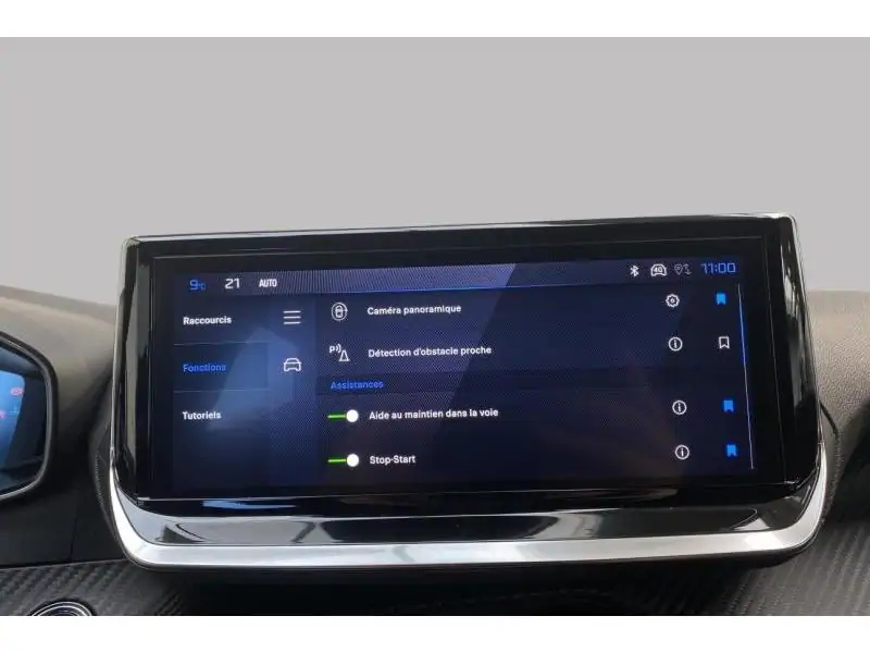 VEHICLE__CONDITION_SERVICE Peugeot 2008 ALLURE WHITE 32