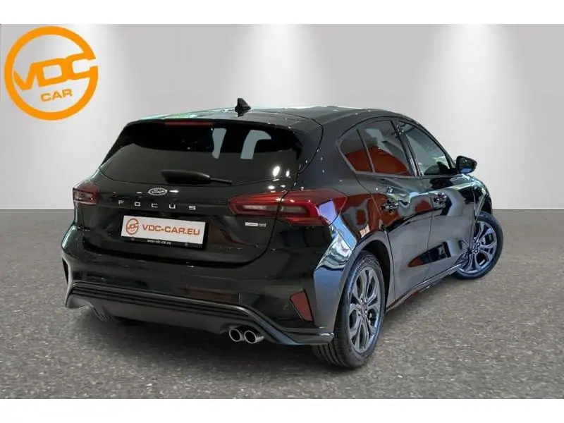 Occasion Ford Focus ST Line  Hybrid - Camera - LED BLACK 3