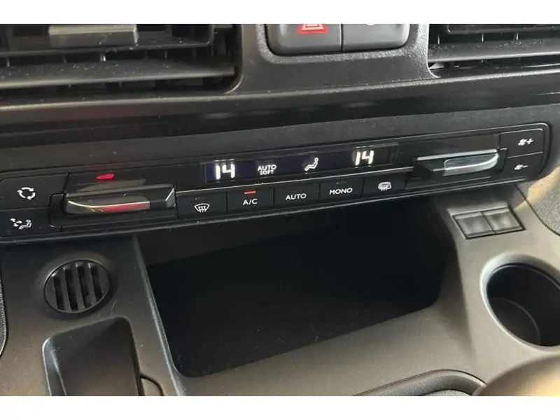 Occasion Peugeot Partner Asphalt - Camera - GPS - Carpl GREY 24