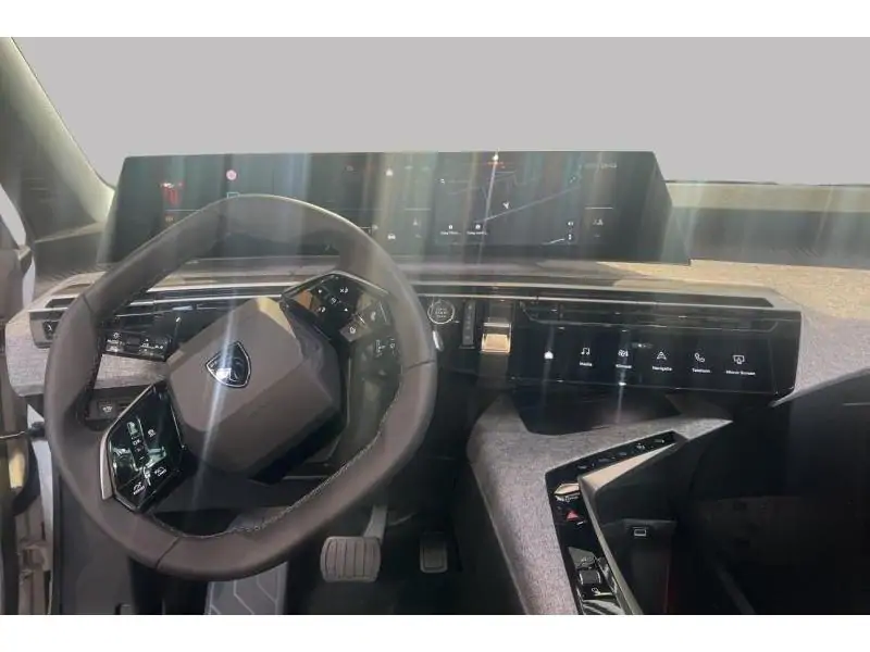 Occasion Peugeot 5008 III & e- Allure WHITE 11