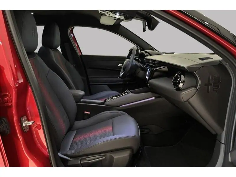 VEHICLE__CONDITION_SERVICE Alfa Romeo Junior Elettrica Bev 156  54 Kwh RED 8