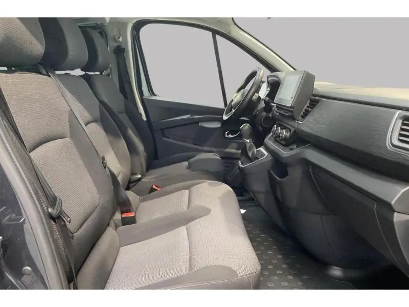 Occasion Nissan Primastar Acenta 9 PLACES 2.0 DCI L2H1 GREY 8