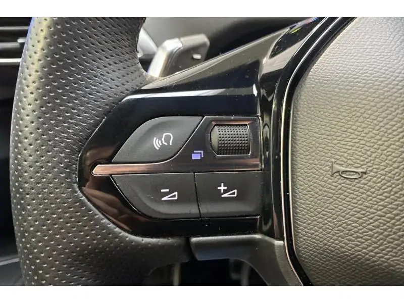 Occasion Peugeot 3008 II GT WHITE 22