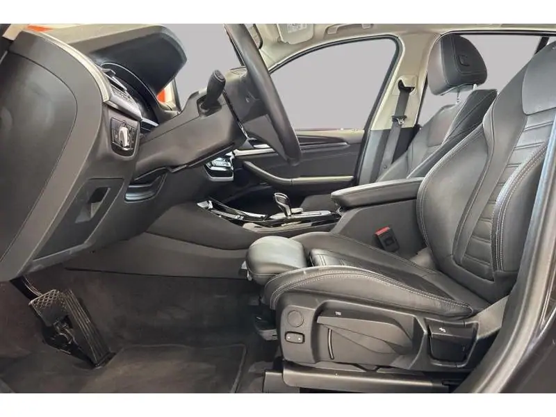 Occasion BMW Serie X X3 sDrive18d - 360° CAM GREY 10