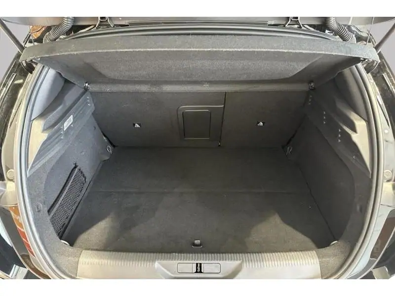 VEHICLE__CONDITION_SERVICE Peugeot 308 GT - Pano - AGR BLACK 19
