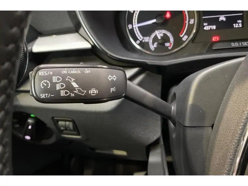 Occasion Skoda Fabia Ambition BLACK 24