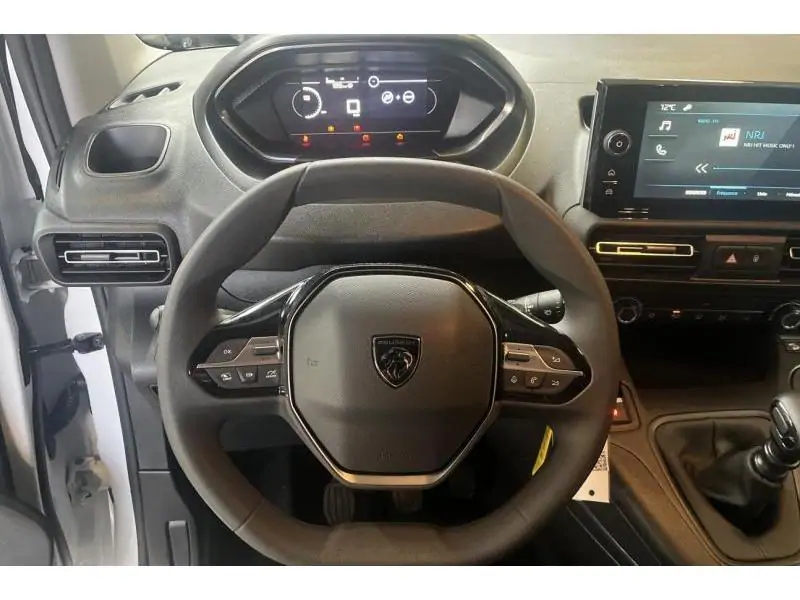 VEHICLE__CONDITION_SERVICE Peugeot Partner STANDARD LIGHT WHITE 12