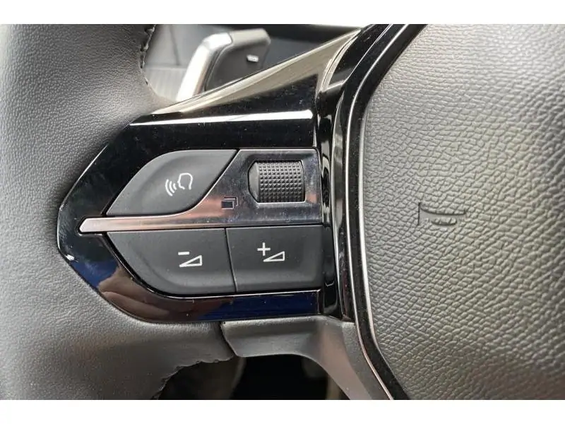 Occasion Peugeot 2008 Allure Pack*Caméra & GPS WHITE 25