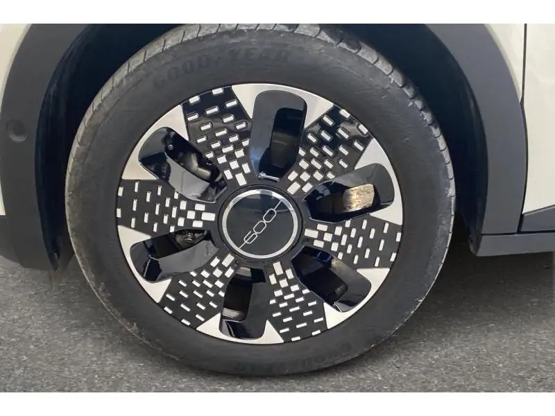 Occasion Fiat 600 LA PRIMA WHITE 21