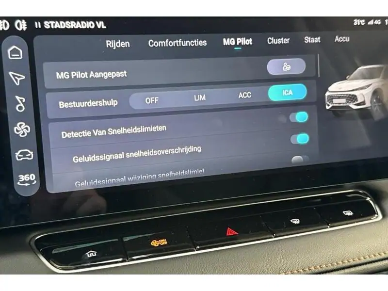 VEHICLE__CONDITION_SERVICE MG HS LUXURY HYBRID+ SILVER 30