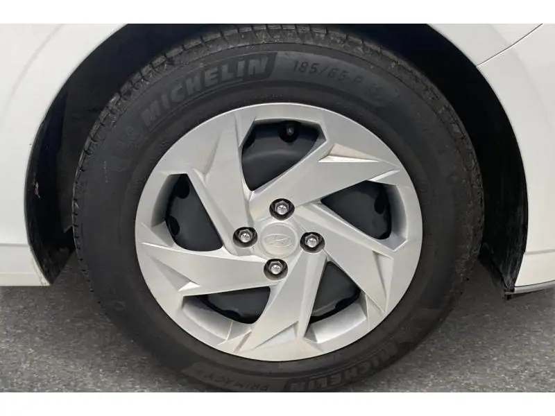 Occasion Hyundai i20 Berline MANUAL WHITE 22