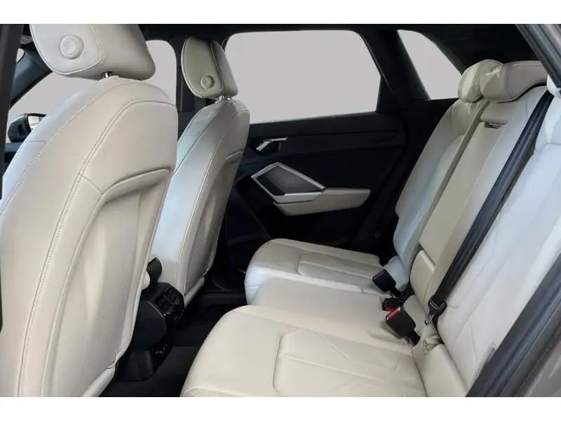 Occasion Audi Q3 Advanced GREY 18