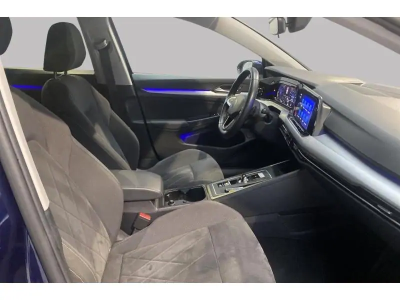 Occasie Volkswagen Golf VIII Life 1.0 eTSI DSG BLUE 8