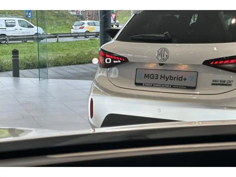 VEHICLE__CONDITION_SERVICE MG MGS6 EV LONG RANGE - LUXURY 77 kWh WHITE 27