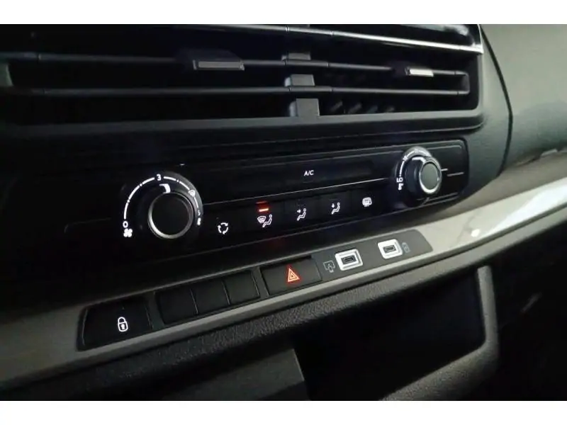 VEHICLE__CONDITION_SERVICE Peugeot Expert LONG Dubb Cab 5pl leder  vrij BLACK 15