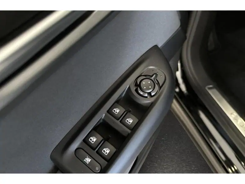 VEHICLE__CONDITION_SERVICE Alfa Romeo Tonale Veloce Hybrid 160 BLACK 17