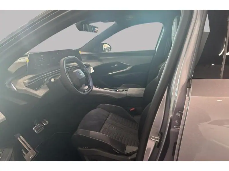 Démo Peugeot 5008 GT GREY 10