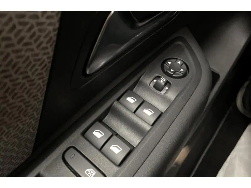 Occasion Citroen C4 X SHINE GREY 17