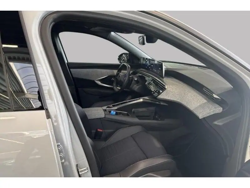 VEHICLE__CONDITION_SERVICE Peugeot 3008 Allure Hybrid 136 e-DSC6 WHITE 8