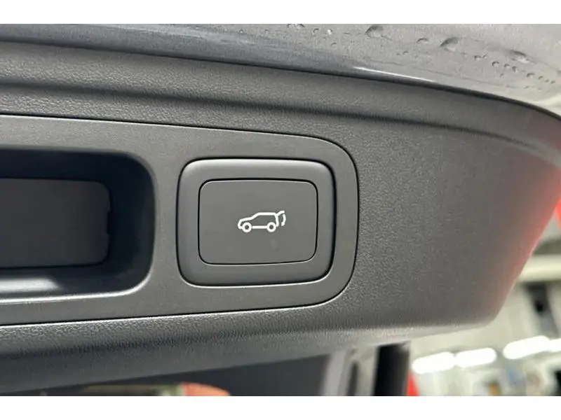 VEHICLE__CONDITION_SERVICE MG HS Luxury PHEV GREY 27