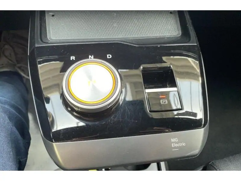 Occasion MG MG4 LUXURY 64 kWh WHITE 17