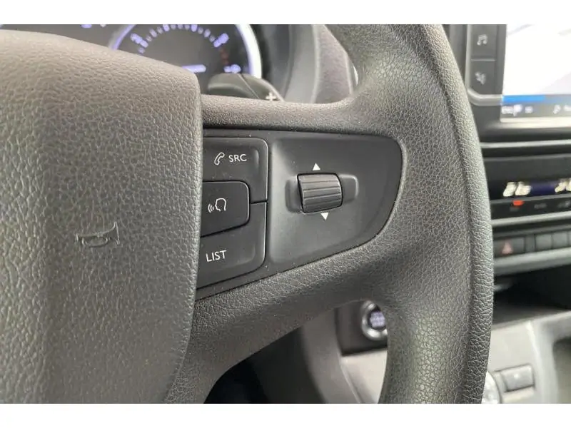 VEHICLE__CONDITION_SERVICE Peugeot Traveller Business GREY 23