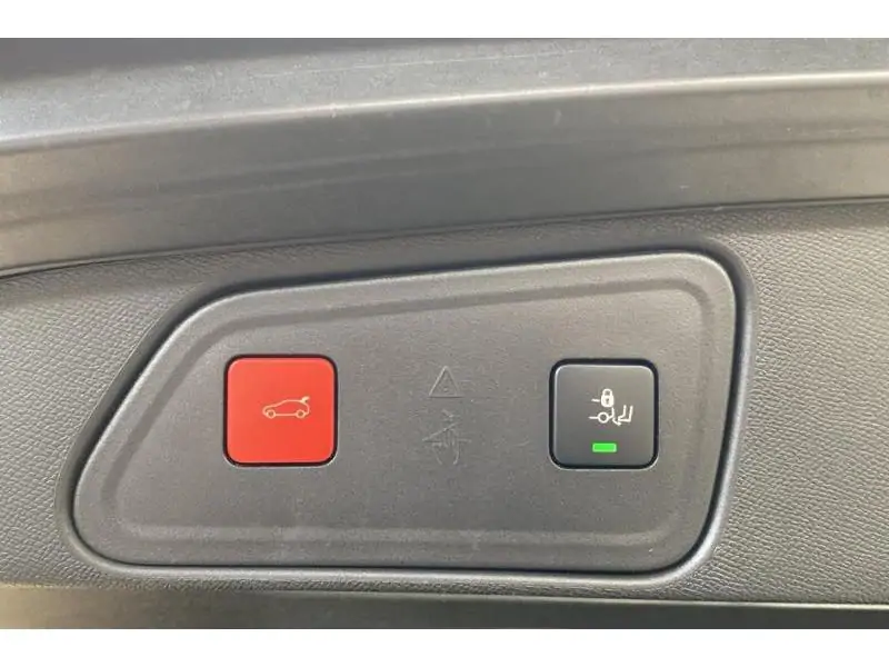 Occasion Peugeot 3008 GT RED 24
