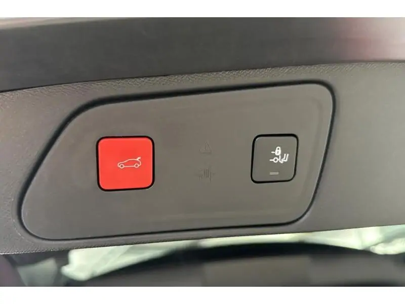 Occasion Peugeot 3008 GT RED 21