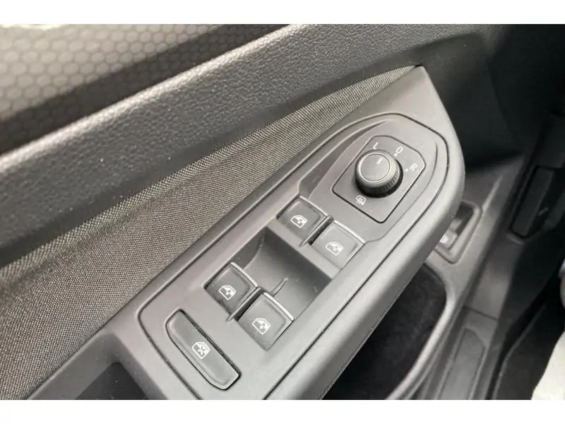 Occasion Volkswagen Golf VIII GTE - 245 PK WHITE 17