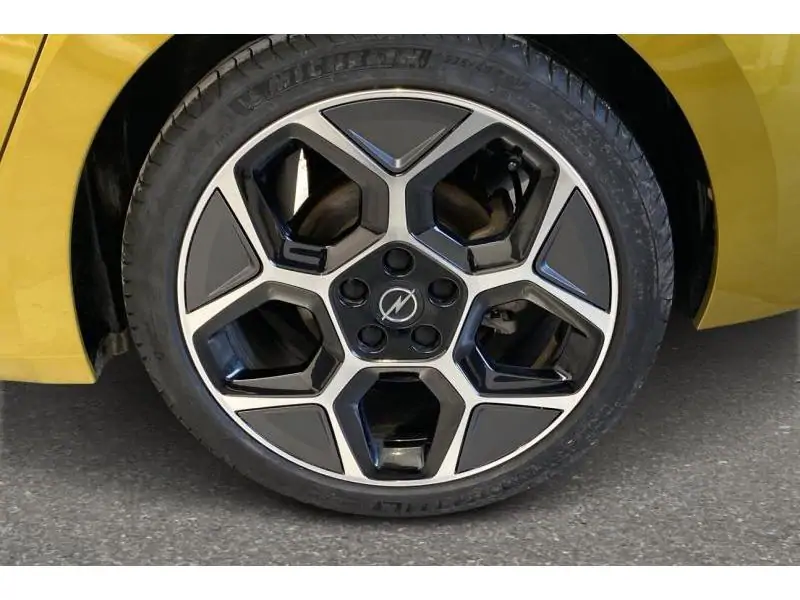 Occasion Opel Astra Ultimate YELLOW 20