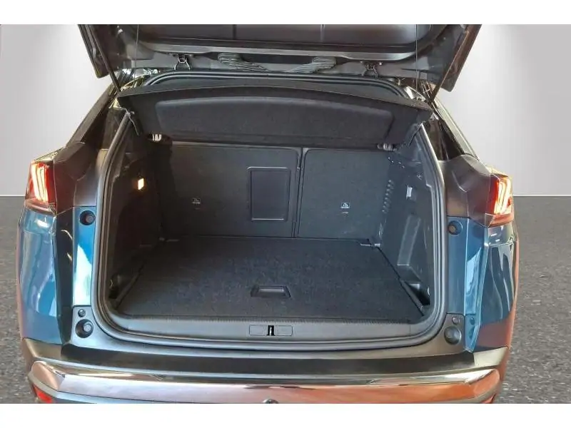 Occasion Peugeot 3008 GT Demo 3 km + trekhaak BLUE 19
